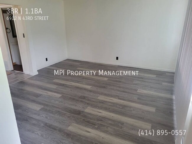 Building Photo - 6912 N 43rd St