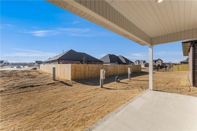 Building Photo - 103 S Maroon Ave