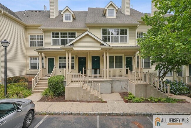 Primary Photo - 624 Brickhouse Rd