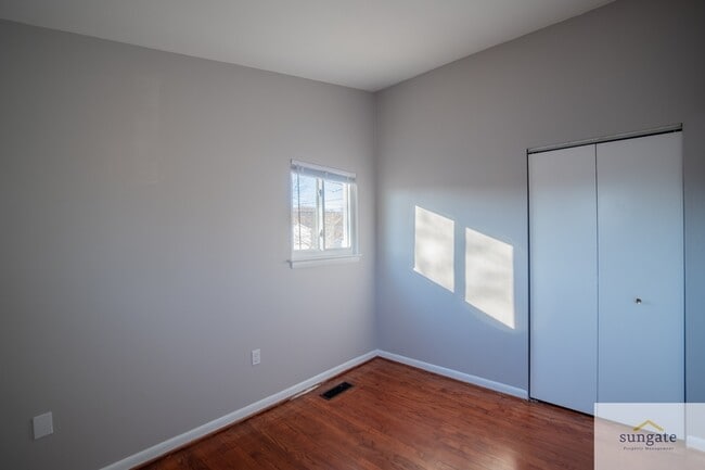 Building Photo - 7411 Kathydale Rd