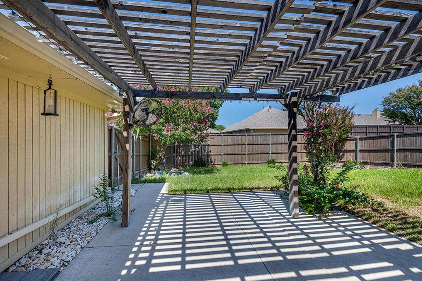 Building Photo - Upscale West Plano home with great outdoor entertaining