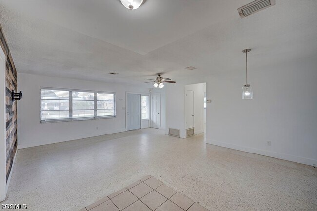 Building Photo - 220 Punta Alta Ct