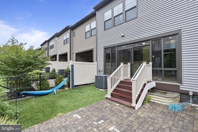 Building Photo - 3156 Goldenwave Ct