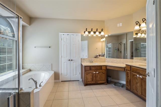 Building Photo - 534 Windward Dr