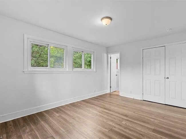 Building Photo - Earn Wealth While Leasing - Like a Homeowner - Lease to Own