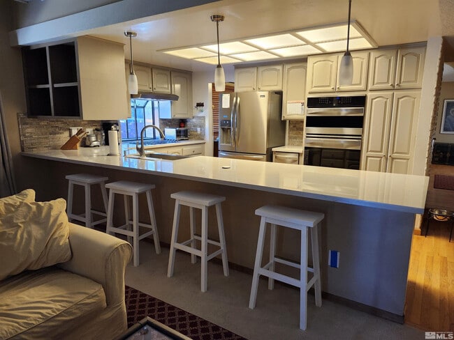 Building Photo - 4815 Golden Springs Dr