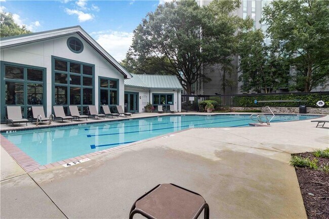 Building Photo - 2870 Pharr Ct S Northwest