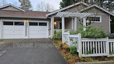 Building Photo - 12596 Deer Park Ln NW