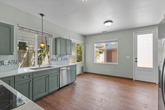 Building Photo - Spacious 4BD/3BA with Solar & Private Yard | Pet-Friendly Home in Ewa Beach