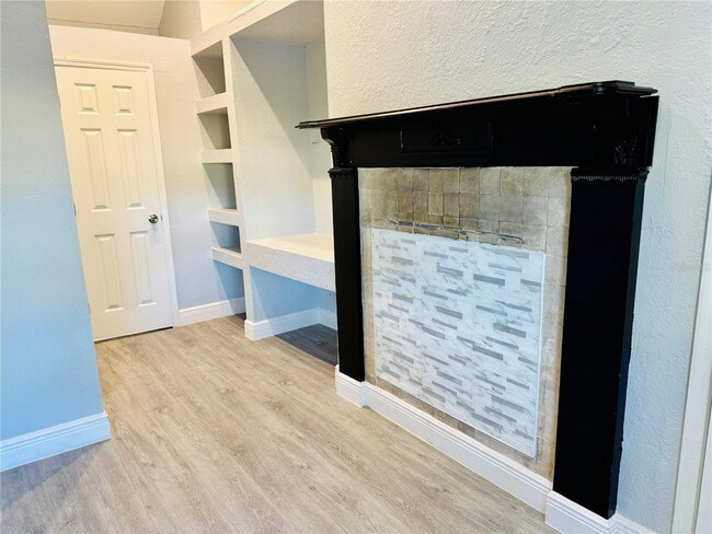 Building Photo - 508 N Finley Ave