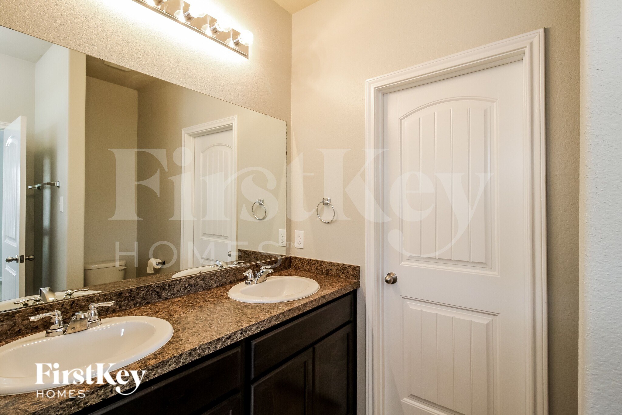 Building Photo - 303 Preakness Ln