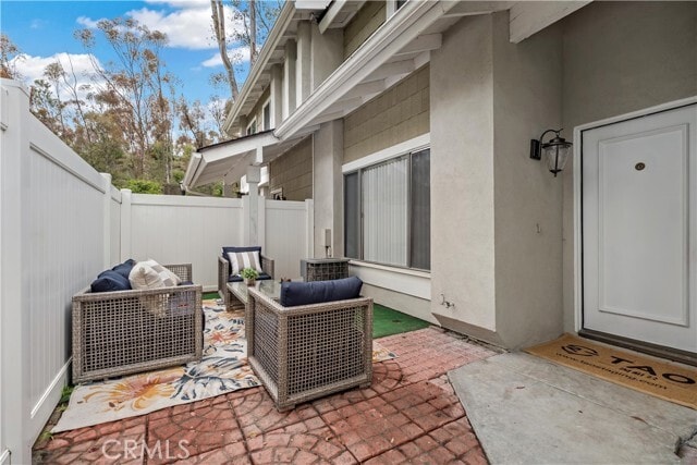 Primary Photo - 2583 Coventry Cir
