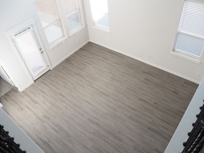 Building Photo - 2502 Sun Grove Rd