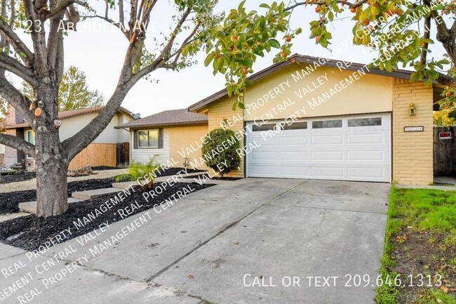 Primary Photo - North Stockton 4 Bedroom 2 Bath Single Sto...