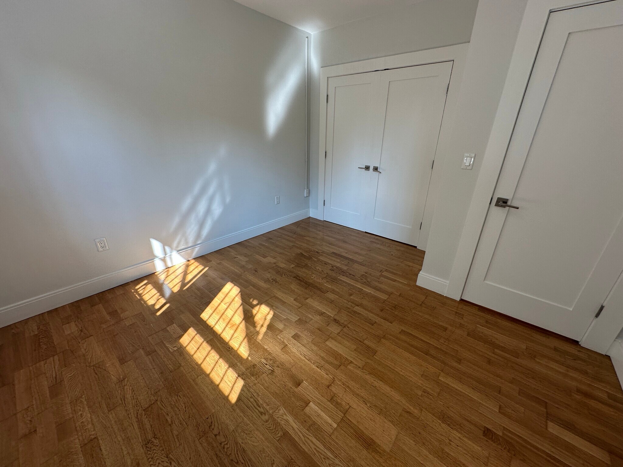 Building Photo - 36 Madison St