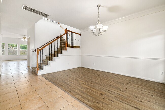 Building Photo - 9415 Herons Grove Ln