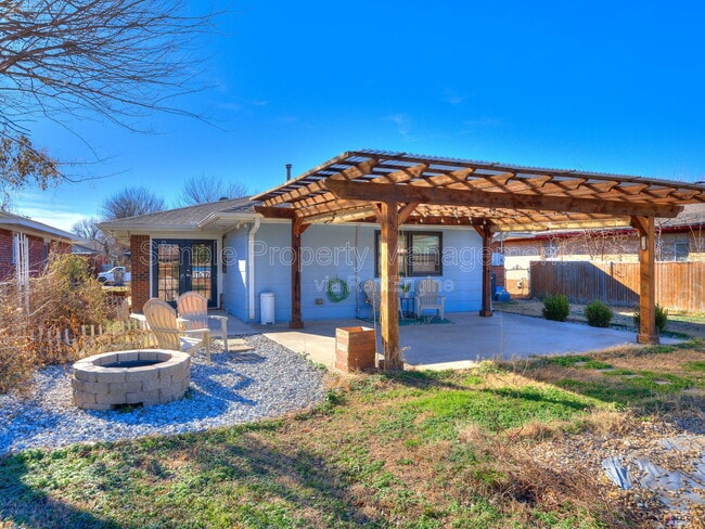 Building Photo - 3737 NW 17th St