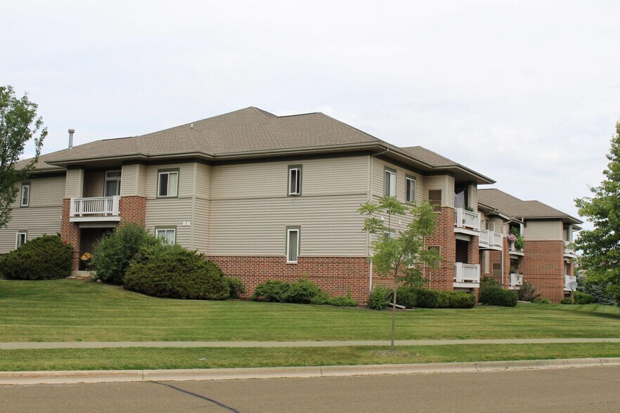 Building Photo - 2899 Mickelson Pky