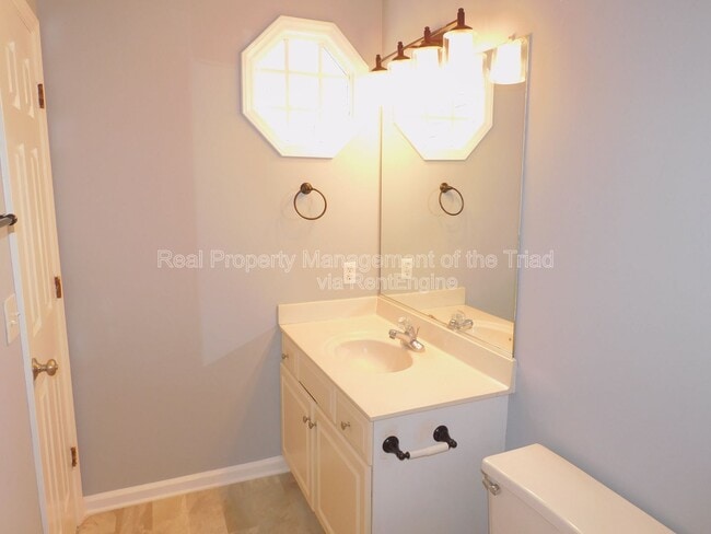 Building Photo - 5101 Mountain Ash Ct