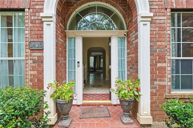 Building Photo - 1415 Meadow Hill Dr