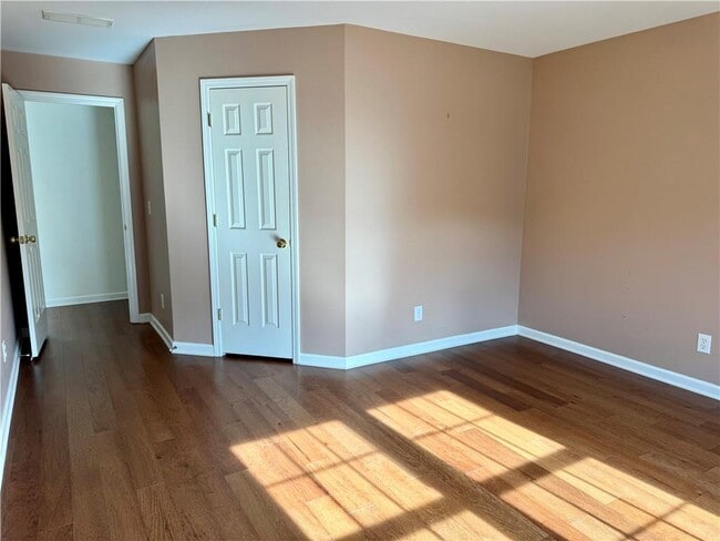 Building Photo - 5000 Victory Ridge Ln