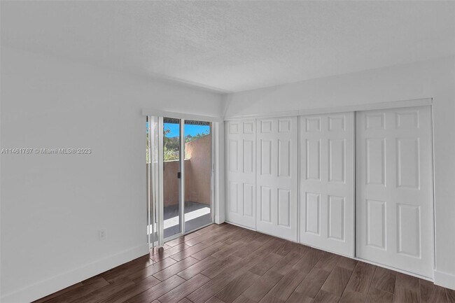 Building Photo - 675 NW 85th Ct