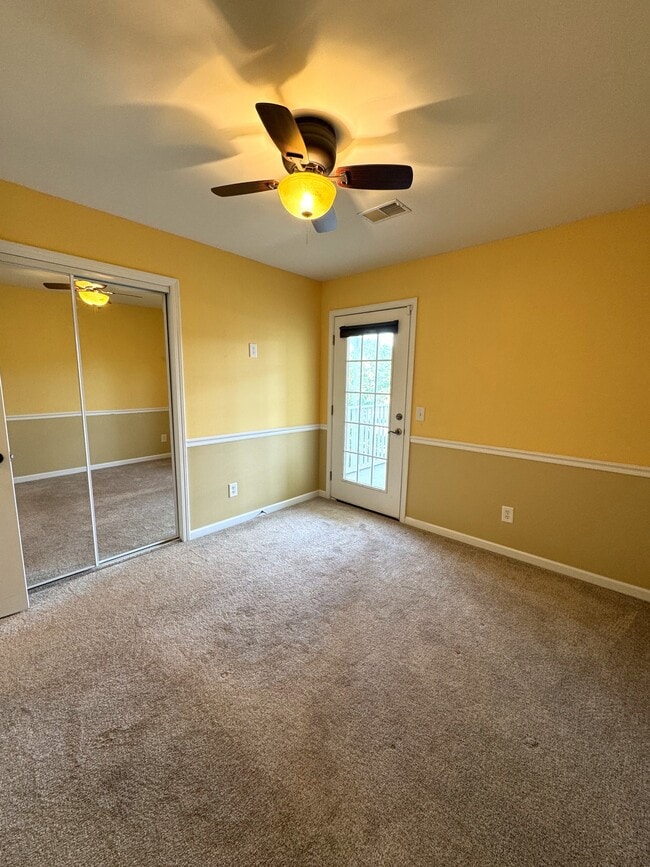 Building Photo - 119 Brentwood Dr