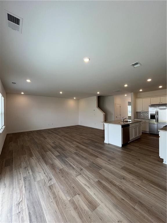 Building Photo - 543 Madison Lakeview Dr
