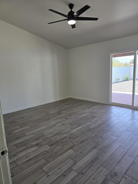 Building Photo - 15203 Avenida Ramada