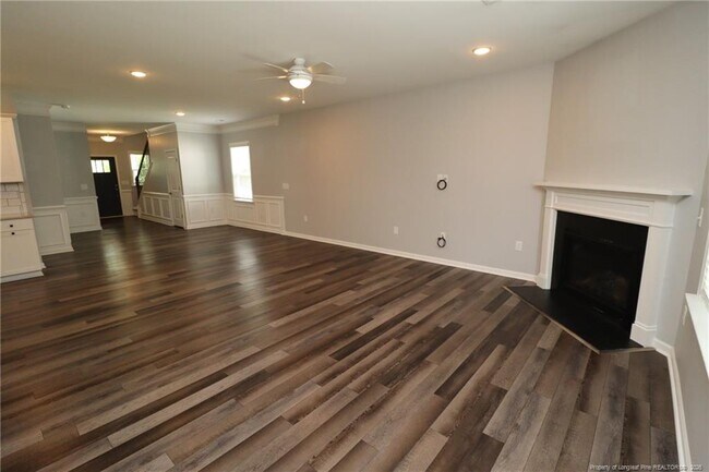Building Photo - 2621 Impulsion Dr