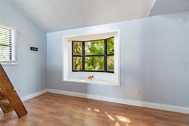 Building Photo - 532 45th St Ct W