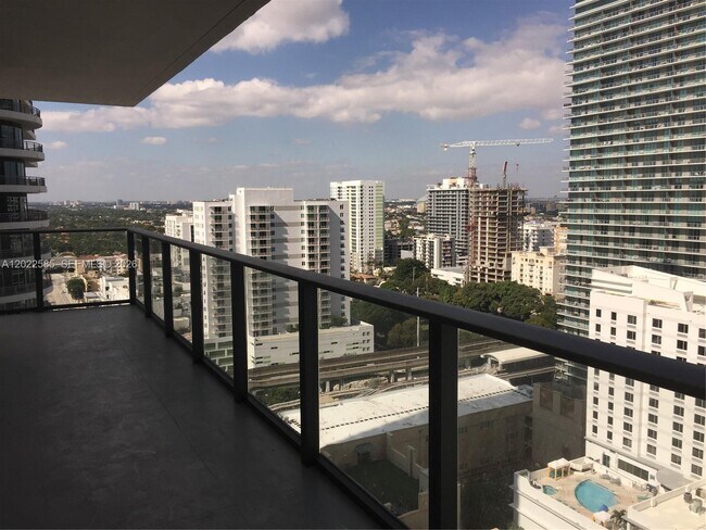 Building Photo - 1300 S Miami Ave
