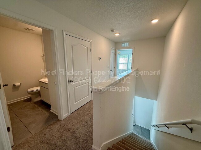 Building Photo - 56 Sage Br St