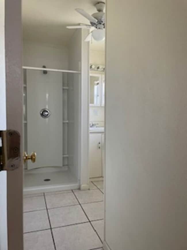 Building Photo - 3 BR in a Quiet Neighborhood