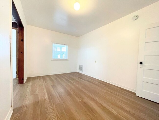 Building Photo - Two Bedroom Home with Detached Garage