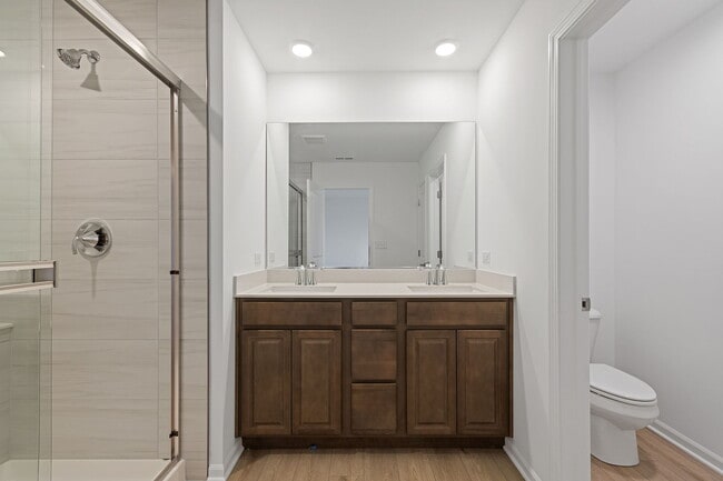 Building Photo - 25644 W Yorkshire Dr