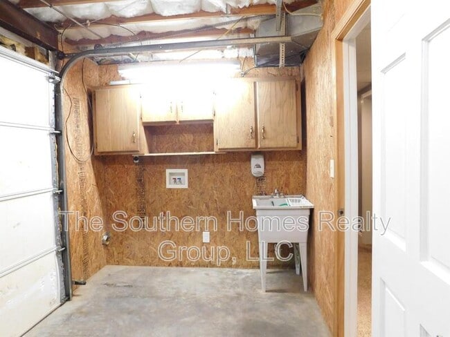 Building Photo - 1406 Richardson St