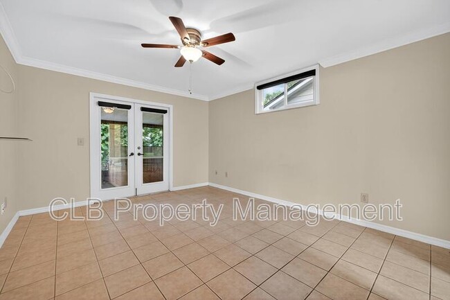 Building Photo - 115 Bob White Ct