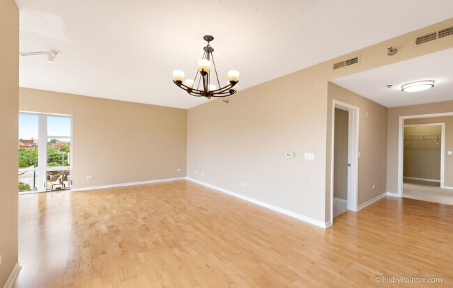 Building Photo - 100 N Hermitage Ave