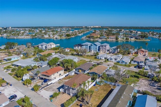 Building Photo - 13248 4th St E