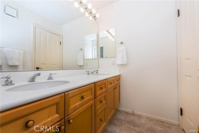 Building Photo - 10775 Mueller Ct