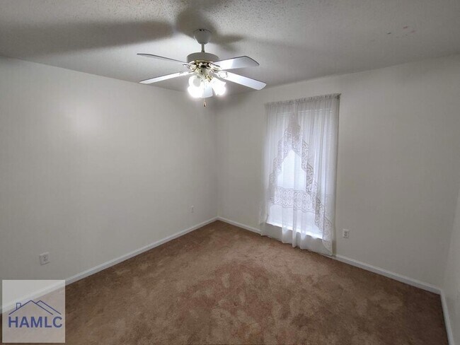 Building Photo - 801 Hopeton Ct