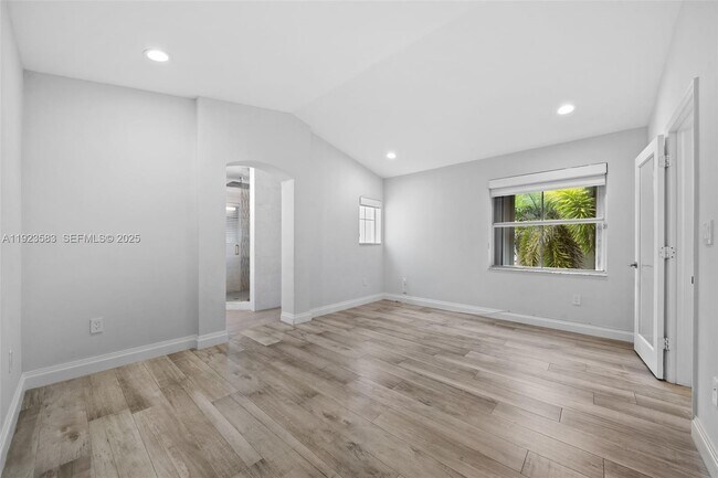 Building Photo - 1240 Weeping Willow Way