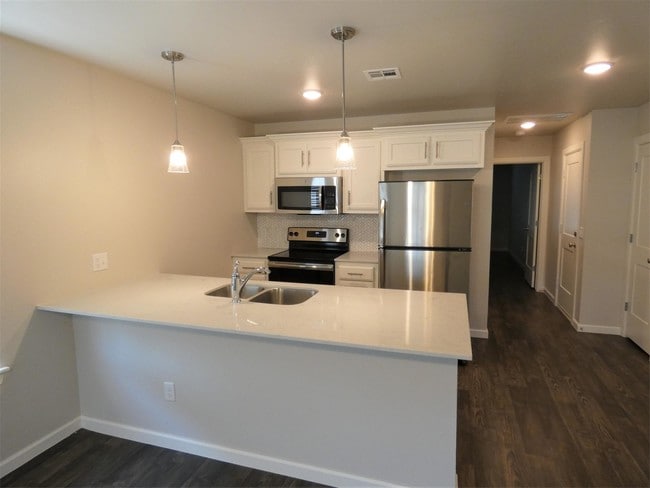 Building Photo - 11520 Keystone Cir