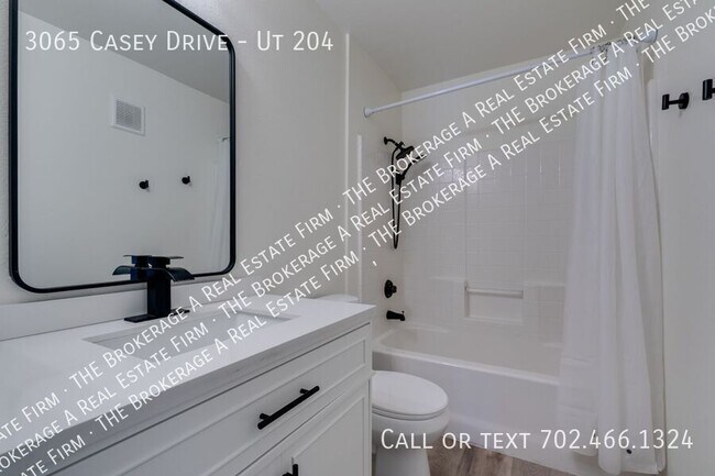 Building Photo - 3065 Casey Dr