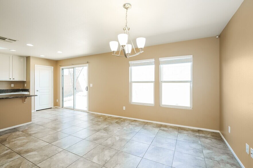 Building Photo - 9434 W Blooming Grove Ave