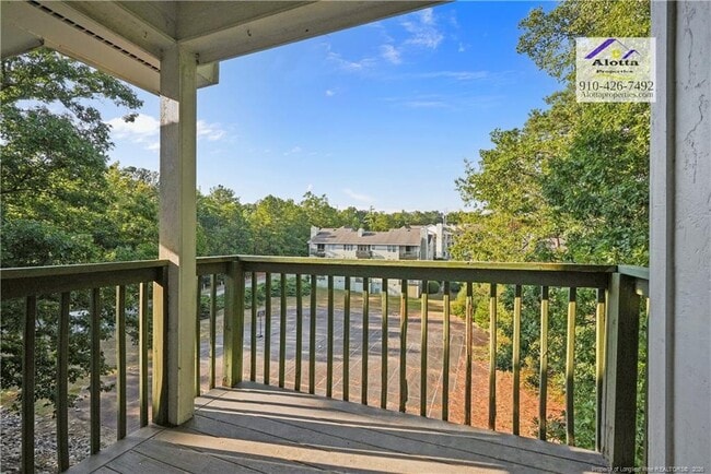 Building Photo - 6800 Willowbrook Dr