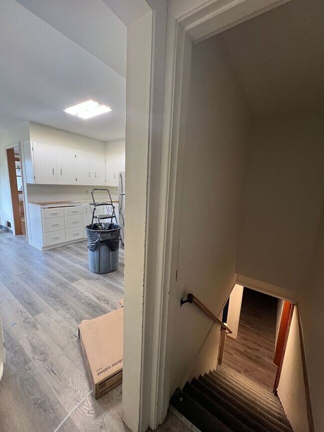 Building Photo - Reserve Now: Spacious, Newly Renovated 5-B...