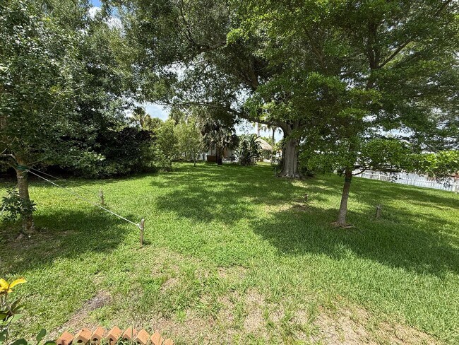 Building Photo - Waterfront Oasis Awaits!  3/2 with Attache...