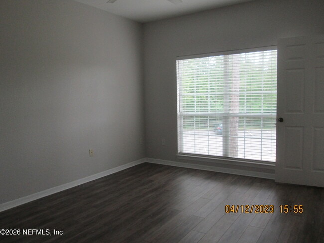 Building Photo - 7800 Point Meadows Dr